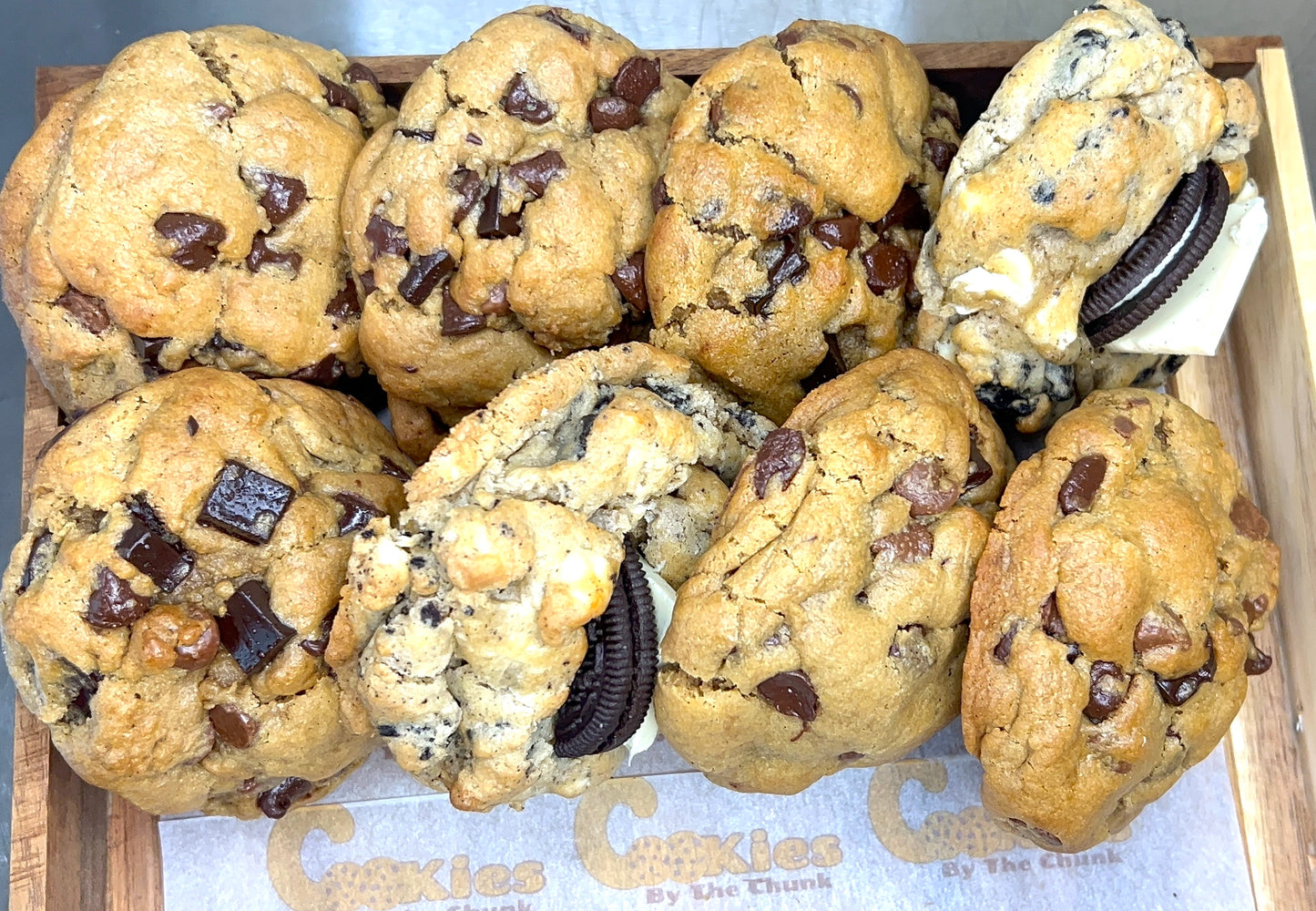 8 cookie box with variety flavors